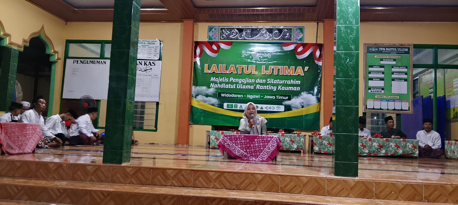 Lina Puji Astuti, Kasun Wonosari Desa Kauman Kecamatan Widodaren di Lailatul Ijtima Kauman (9/10)./dok.QONY