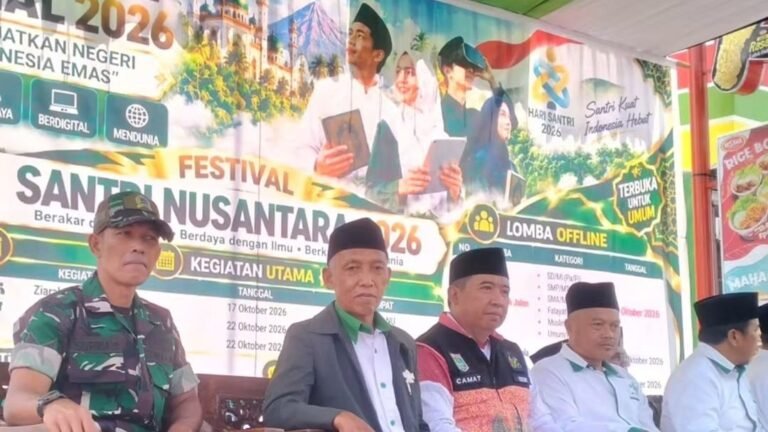 MWCNU Poncokusumo Kabupaten Malang menggelar Festival Santri Nusantara 2026 dan gerak jalan untuk memperingati Hari Santri Nasional 2026./dok.ROF