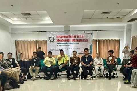UIN Sunan Ampel Surabaya menggelar Penguatan Moderasi Beragama untuk memperkuat kerukunan pemuda lintas agama, Sabtu (10/10)./dok.QONY