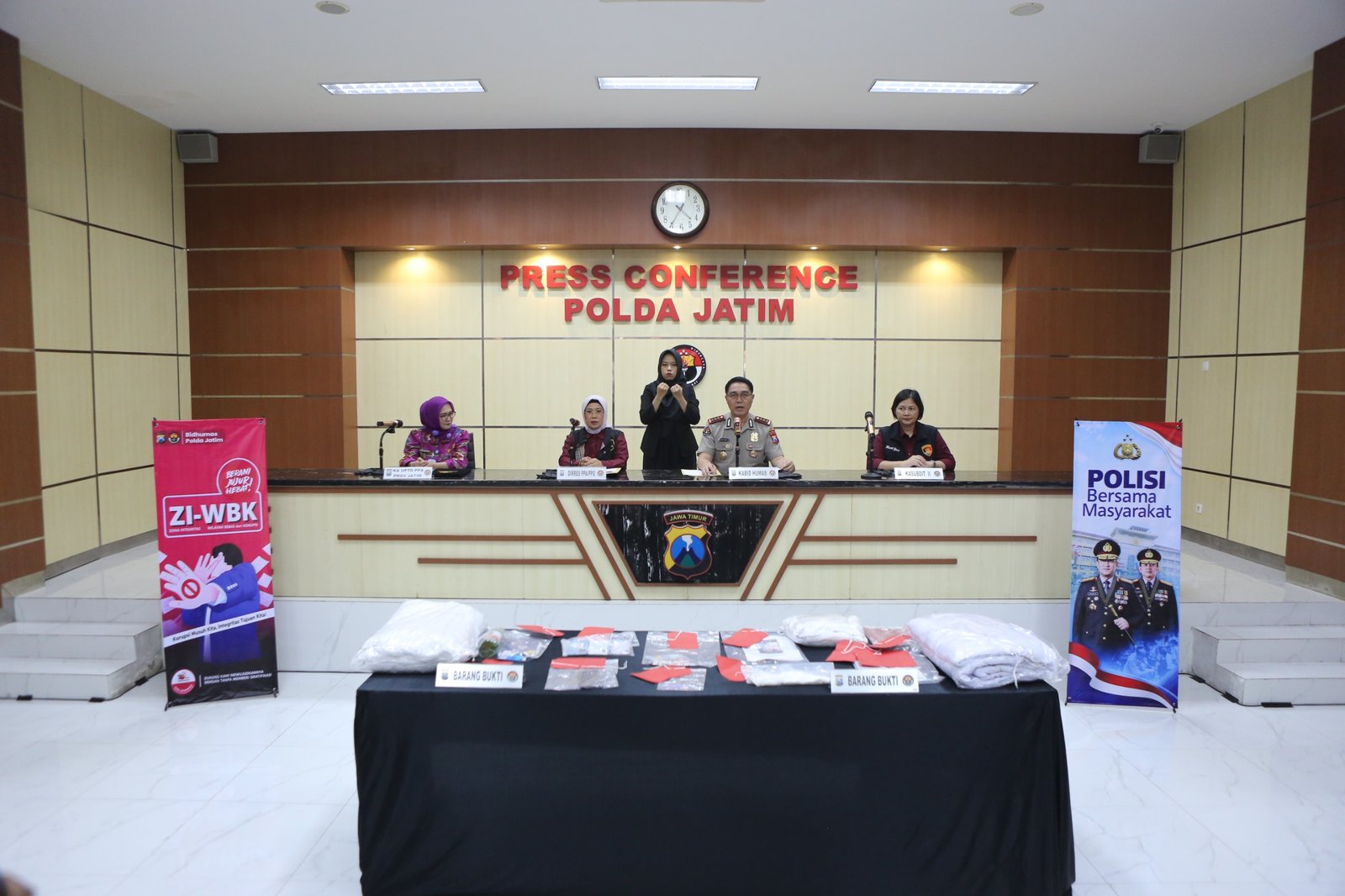 Polda Jatim Ungkap Dugaan TPPO Bermodus Prostitusi Daring di Surabaya dan Sidoarjo