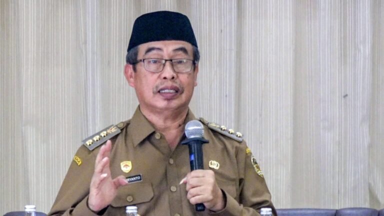 Pemkab Madiun meningkatkan digitalisasi pelayanan publik demi mewujudkan pemerintah yang profesional dan responsif./dok.DNY