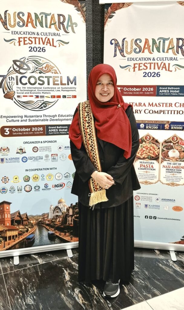 Direktur Pendidikan dan Pengembangan Kurikulum Yayasan Darul Fattah, Dr. Masfiyatul Asriyah, M.Pd. (yang juga dikenal dengan nama pena Evi Ghozaly),