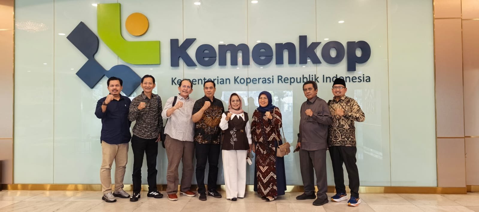 Sri Untari Bisowarno saat Raperda Transportasi Online dan Obat Herbal