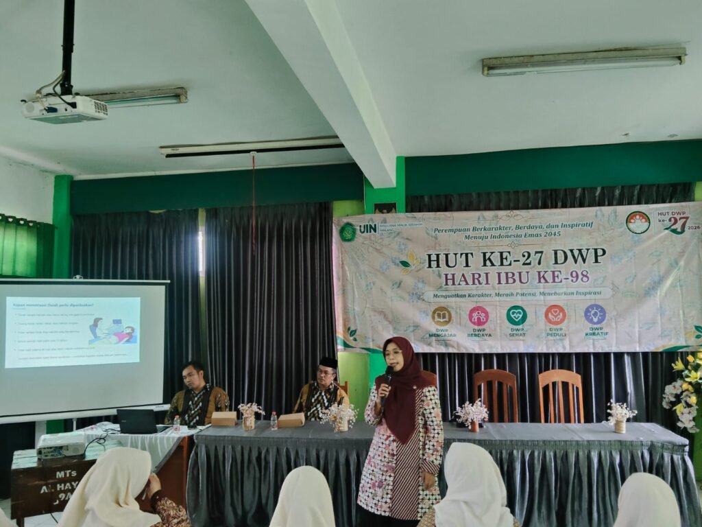 Sesi pemaparan materi oleh narasumber