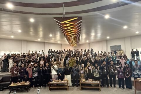 Seluruh Peserta Festival Bulan Pendidikan, Aula Saintek UIN Malang