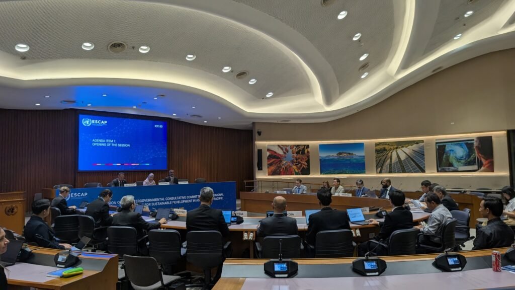 Suasana sidang resmi Expert Group Meeting UN ESCAP di United Nations Conference Centre (UNCC).