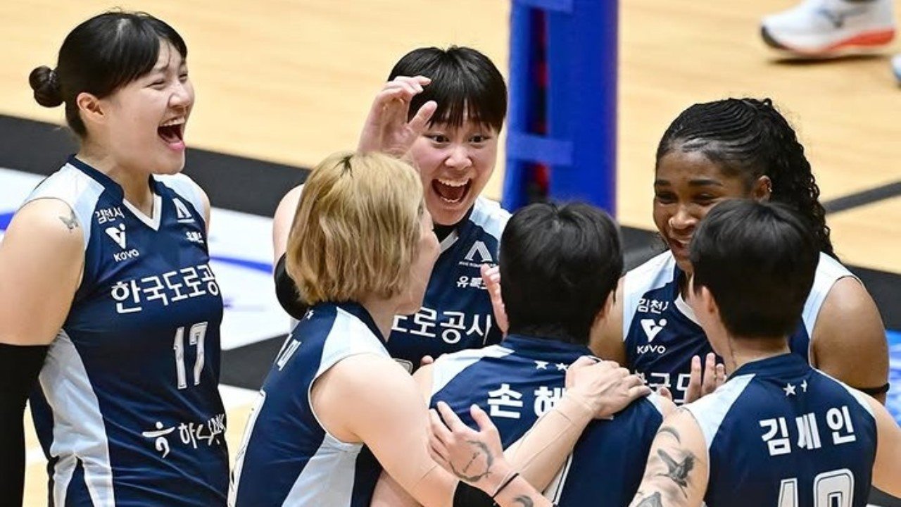 Laetitia Moma Bassoko dan Hi Pass lolos ke final KOVO Cup 2026 usai mengalahkan IBK Altos di semifinal (17/10)./Instagram @kovopr_official