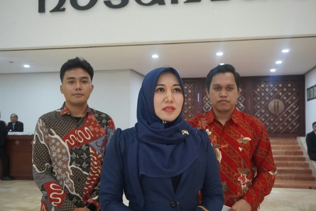 Senator Lia Istifhama memberikan apresiasi terhadap capaian pembangunan inklusif di bawah kepemimpinan Khofifah-Emil pada momentum HUT ke-81 Provinsi Jawa Timur.