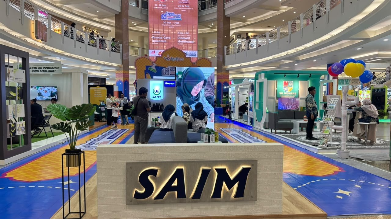 Suasana acara Islamic Education Fair 2026, di Royal Plaza Surabaya, Rabu (30/9) siang.