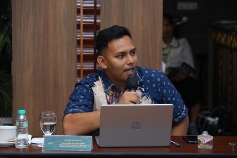 Suasana kegiatan yang menghadirkan pemuda dan mahasiswa untuk membahas arah serta kolaborasi strategis dalam mengawal pembangunan Aceh.