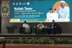 Suasana Kuliah Tamu Pascasarjana Unisma bersama KH Afifuddin Muhajir di Aula KH Abdurrahman Wahid.