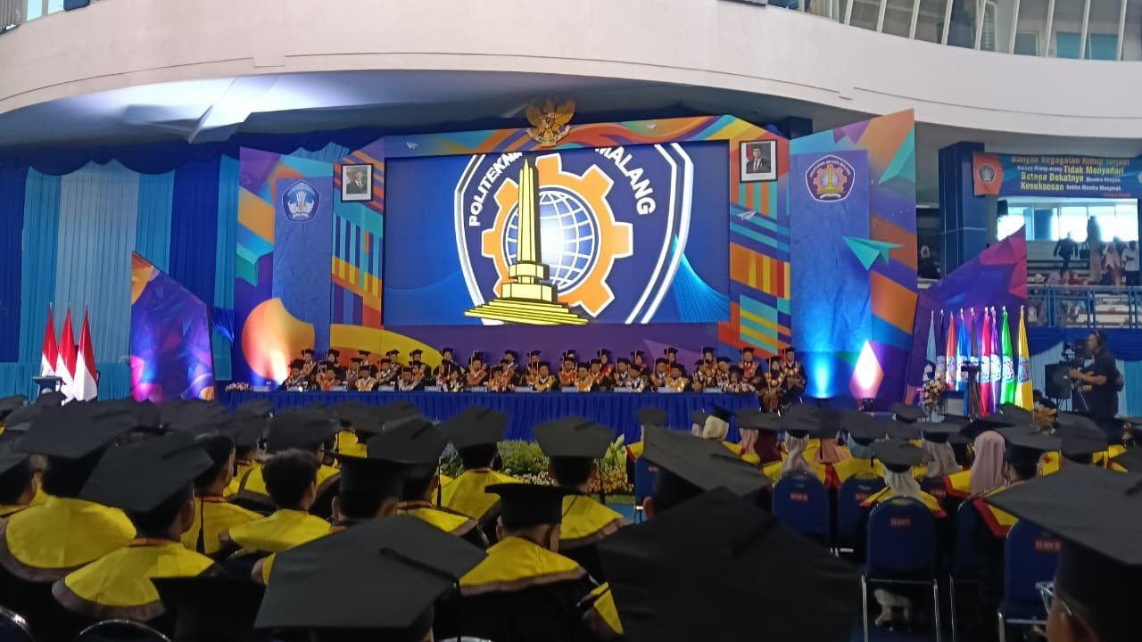 Wisuda ke-75 Tahun 2026 yang digelar Sabtu (31/10/2026)