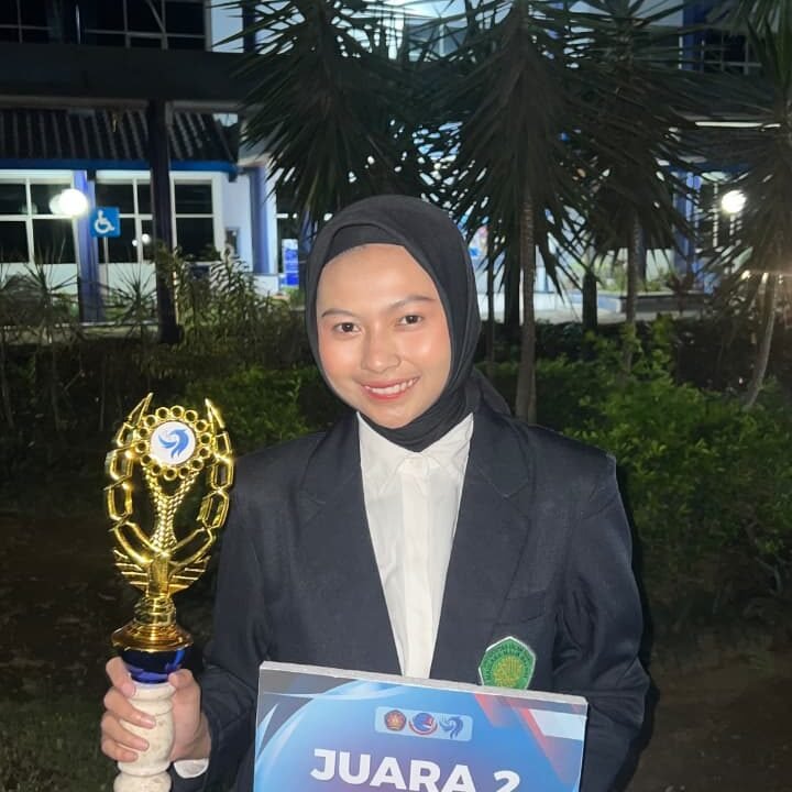Faizah Salsabila Sa'id, Juara 2 Master of Ceremony dalam Business Administration Olympic 2026 yang diselenggarakan Himpunan Administrasi Niaga Politeknik Negeri Malang