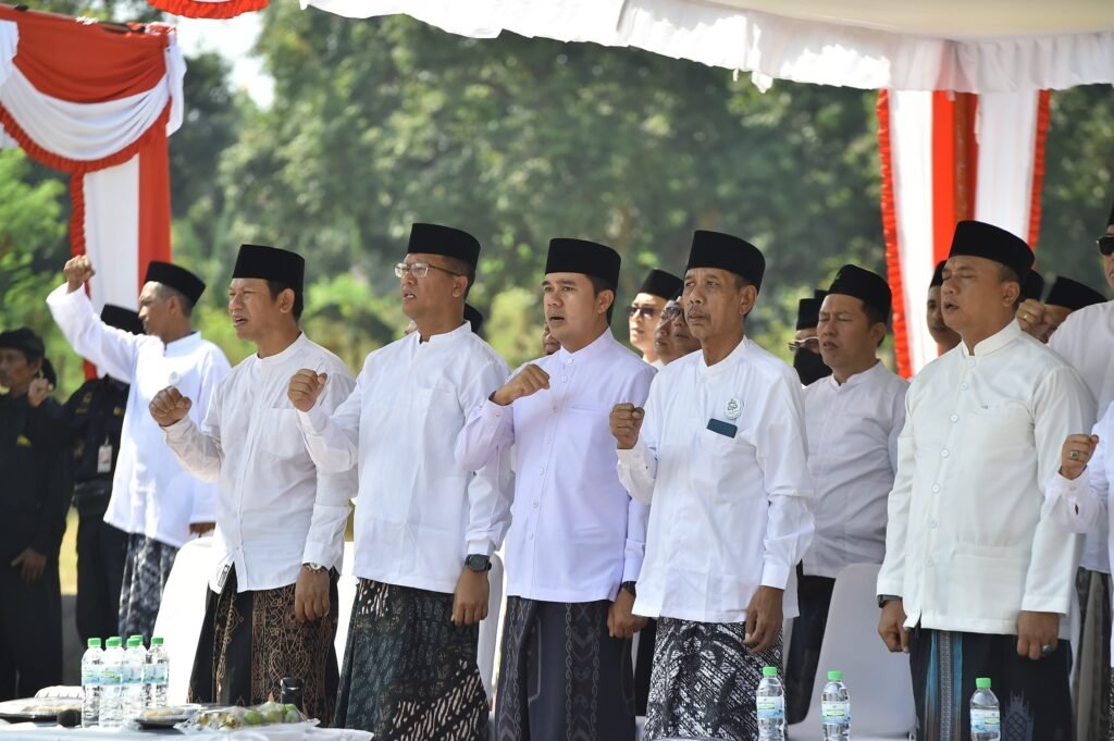 Bersama Sekda Yudha, Wakil bupati Gus Shobih dan Rois Syuriah PCNU KH. Ma'shum Hasyim