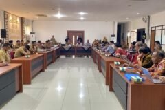 Suasana pertemuan studi banding jajaran Komisi E DPRD Jawa Timur bersama dinas dan pemangku kepentingan terkait di Aula Wira Jaya, Disporapar Jawa Tengah, Semarang.