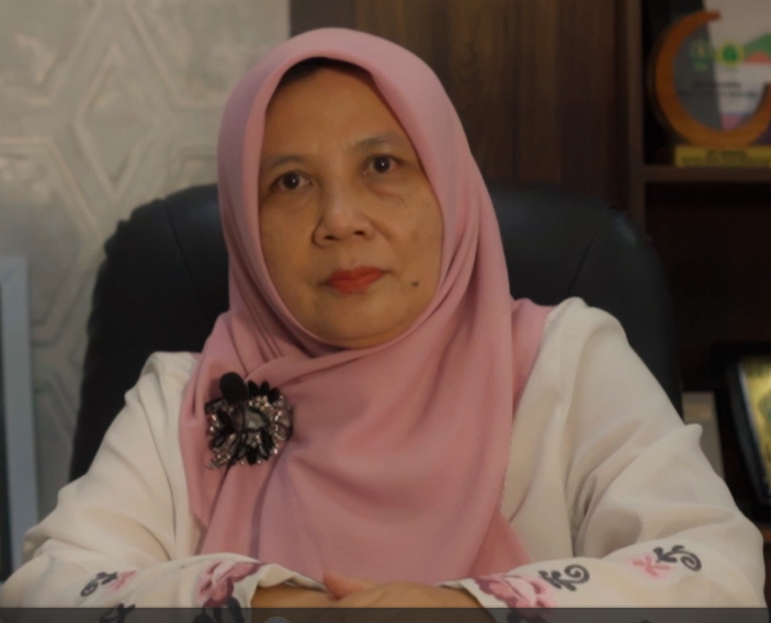 Mamluatul Hasanah (Kepala Pusat Pengembangan Bahasa UIN Malang)