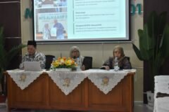 Suasana jalannya Focus Group Discussion (FGD) Pengembangan Kurikulum Berbasis Cinta dan Ekoteologi di MTs Almaarif 01 Singosari.
