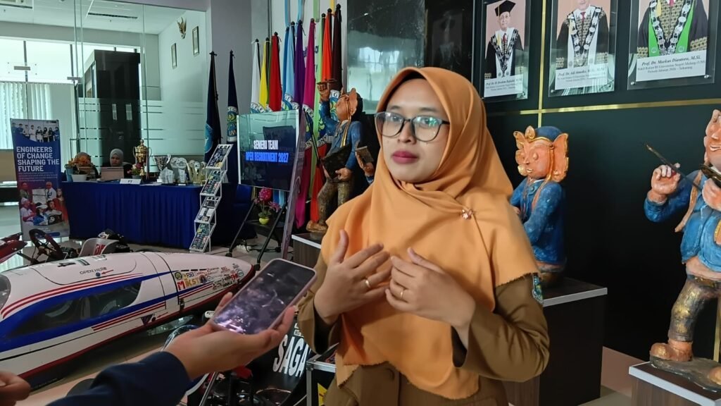 Guru Bimbingan dan Konseling (BK) SMAN 1 Kota Malang, Fauzul Mutmainah, S.Psi.