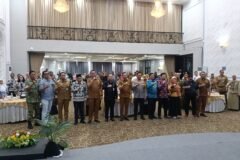 Foto bersama usai acara
