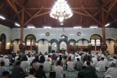 Suasana khidmat saat ratusan peserta dari berbagai masjid se-Malang Raya mengikuti Pembinaan Imam Masjid dan Muadzin Angkatan II di Masjid Agung Jami’ Kota Malang.