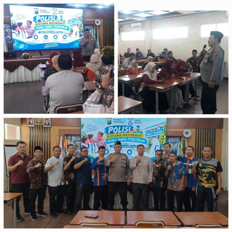 KBO Binmas Polres Pasuruan Iptu Bambang Hariyadi saat memberikan materi penyuluhan serta sesi foto bersama kepala sekolah dan dewan guru SMKN 1 Bangil.)