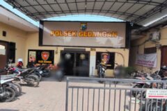 Kantor polsek Gedangan tampak dari depan.