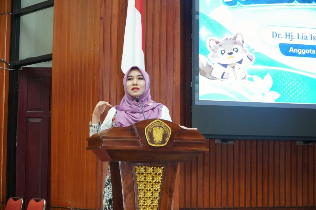Senator DPD RI Jatim Dr. Lia Istifhama saat menyampaikan materi di Universitas Brawijaya.