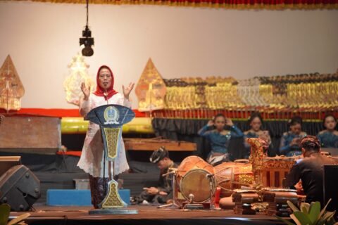 Ketua Komisi E DPRD Jawa Timur, Dr. Sri Untari Bisowarno, MAP