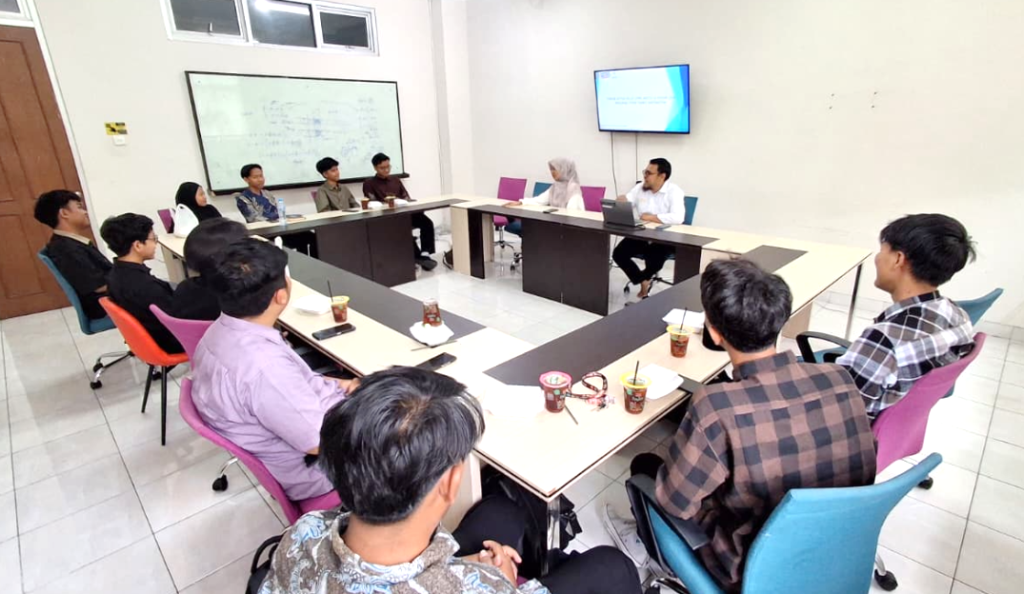 Suasana diskusi