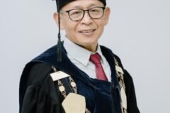 Prof. Dr. H. Nur Ali, M.Pd. (Dosen dan Ketua Senat UIN Malang)