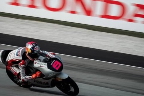 Veda Pratama P8 di kualifikasi Moto3 Malaysia 2026 (31/10), dan pembalap tuan rumah Hakim Danish mengukir sejarah di Sepang./Instagram @veda_54