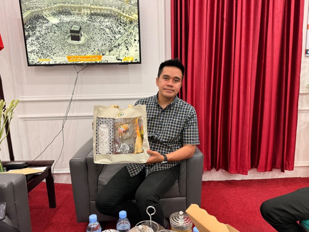 Goody bag berisi produk UMKM kabupaten Pasuruan kini terus menjadi oleh oleh di DPRD