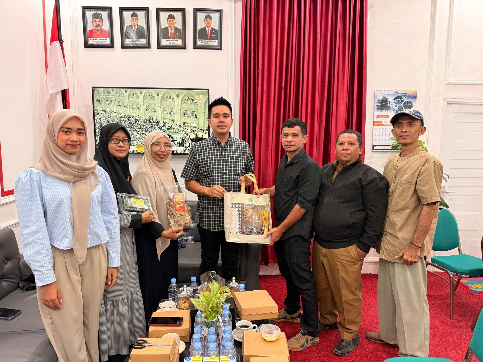 Wakil Ketua DPRD Muhammad Zaini Siap Borong Produk UMKM di Festival Makan Tempe Seribu Siswa Parerejo