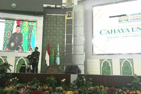 Suasana khidmat Wisuda Akbar RTC Jatim ke-7 di Auditorium Unisma Malang.